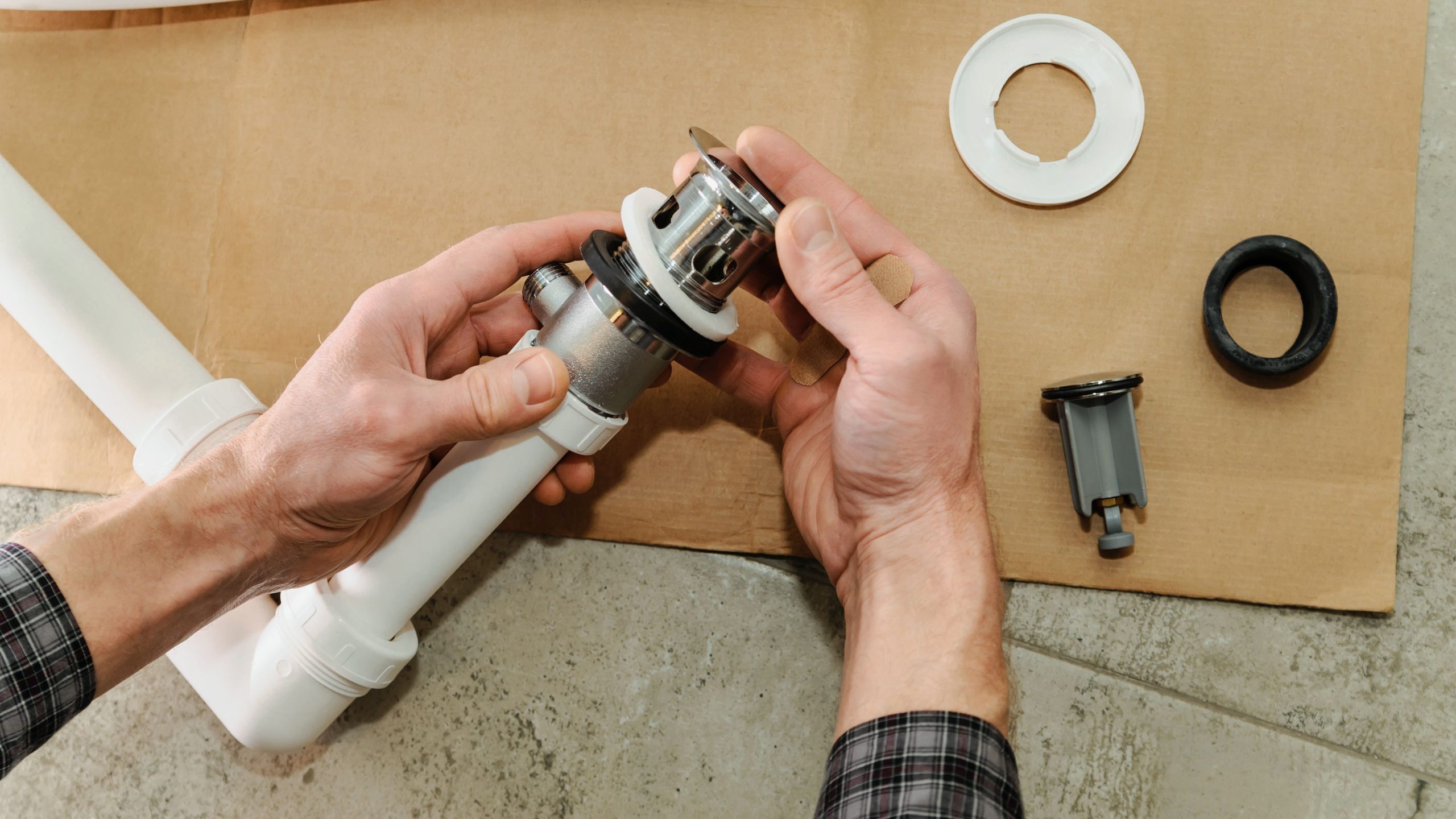 découvrez comment changer facilement la bonde de votre évier à écharcon grâce à notre guide étape par étape, conseils pratiques et astuces pour une installation réussie.