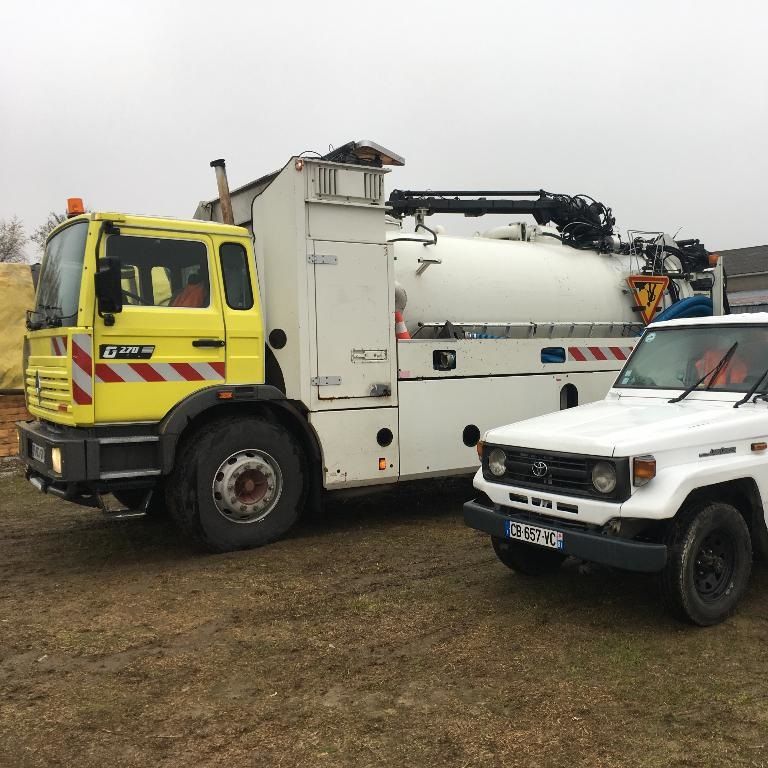 besoin d’un débouchage de canalisation à saint-cyr (91690) ? intervention rapide 7j/7 pour déboucher vos canalisations efficacement. devis gratuit et déplacement rapide.