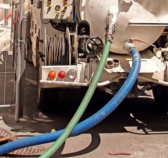 debouchage-canalisation-saint-cyr-91690 Débouchage canalisation à Saint-Cyr-la-Rivière 91690 : votre solution rapide et efficace