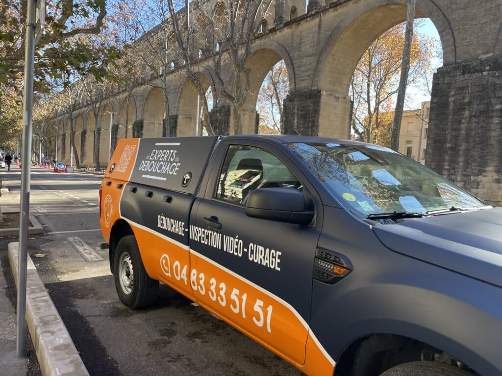 debouchage-canalisation-saint-escobille-1 Débouchage canalisation à Saint-Escobille (91410) : dites adieu aux tuyaux bouchés grâce à nos experts !