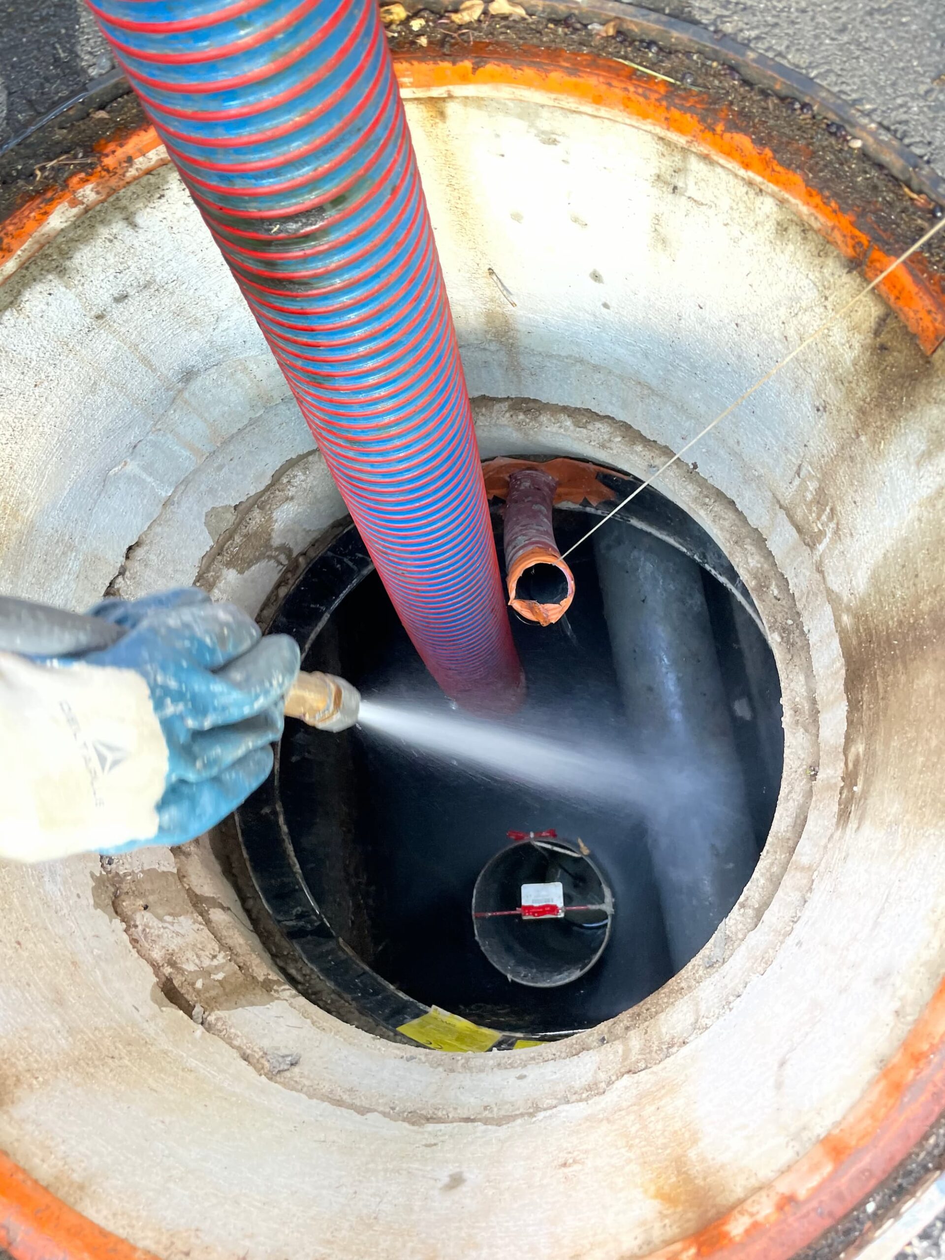 debouchage-canalisation-saint-escobille-2 Débouchage canalisation à Saint-Escobille (91410) : dites adieu aux tuyaux bouchés grâce à nos experts !