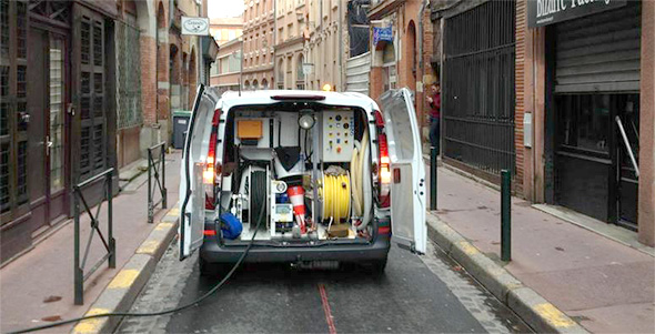 besoin d’un débouchage d’évier à dourdan ? intervention rapide et efficace pour éliminer tout type de bouchon. contactez nos experts pour un évier propre et fonctionnel !