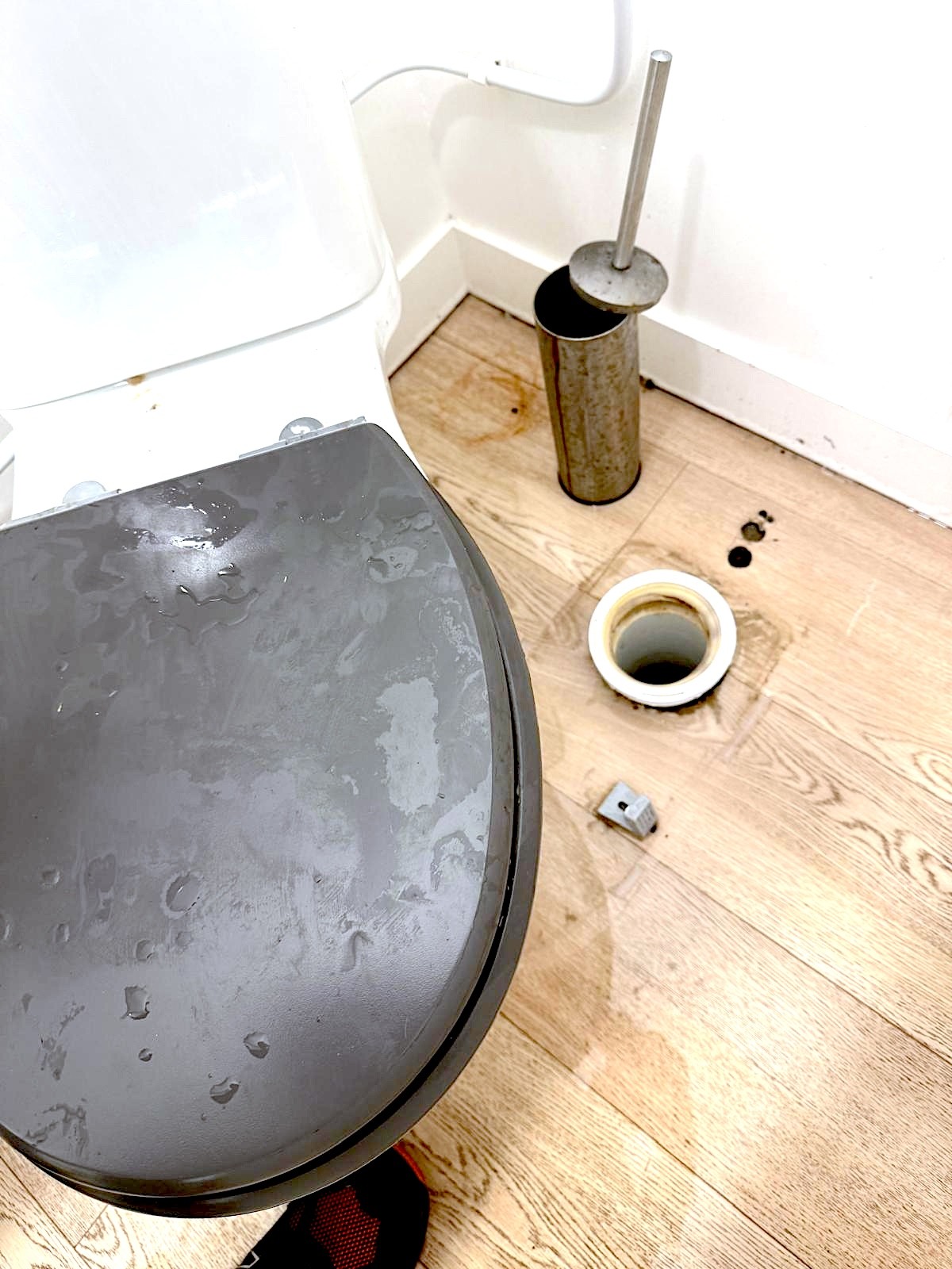 debouchage-wc-avrainville-1 Débouchage wc à Avrainville (91630) : solution rapide et efficace pour vos canalisations bouchées