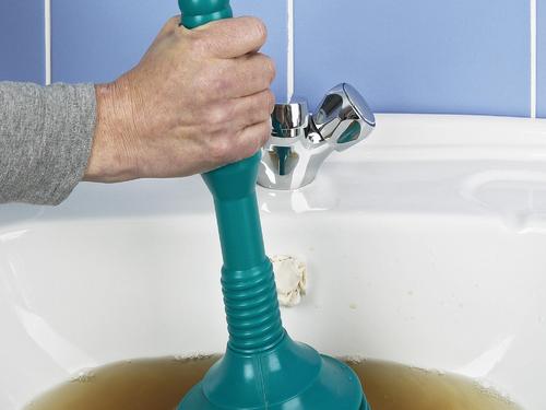 degorgement-canalisation-4 Dégorgement canalisation Courson-Monteloup : dites adieu aux bouchons et retrouvez une plomberie efficace !