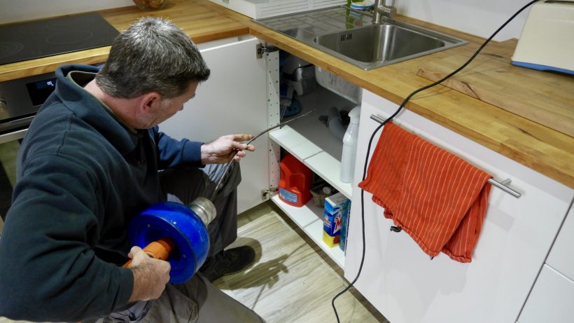 degorgement-canalisation-rapide-2 Dégorgement canalisation Bures-sur-Yvette : solution rapide et efficace pour vos urgences plomberie