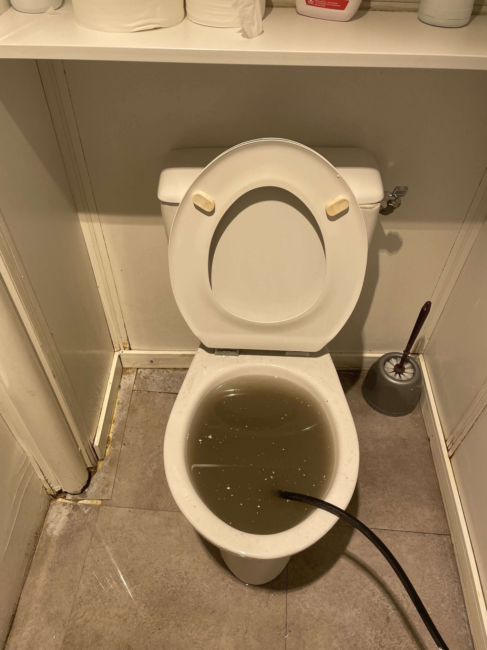 degorgement-wc-boissy-la-riviere-1-scaled Dégorgement WC à Boissy-la-Rivière (91690) : solution rapide et efficace pour vos urgences sanitaires !