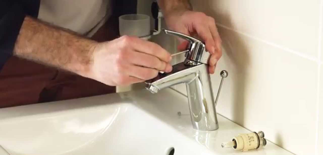 demonter-robinet-1 démonter un robinet de lavabo