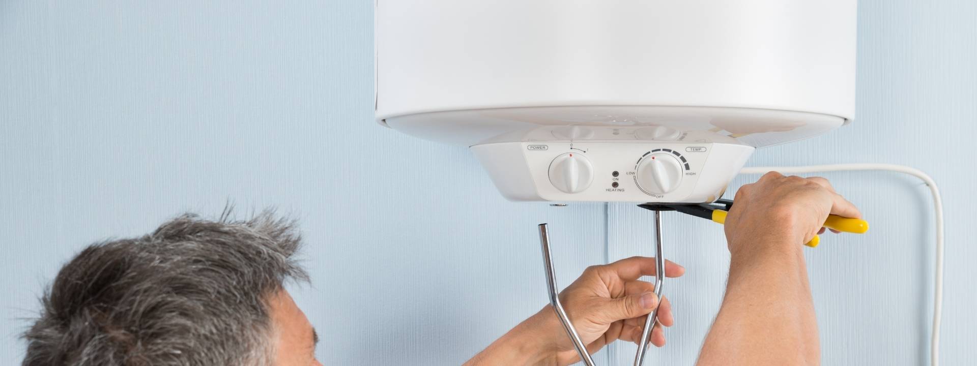 depannage-chauffe-eau-6 Dépannage chauffe-eau Le Coudray-Montceaux : retrouvez l’eau chaude en un temps record !