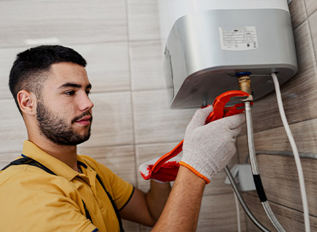 depannage-chauffe-eau-quincy-sous-senart-1 Dépannage chauffe-eau à Quincy-sous-Sénart : profitez d'une intervention rapide et efficace