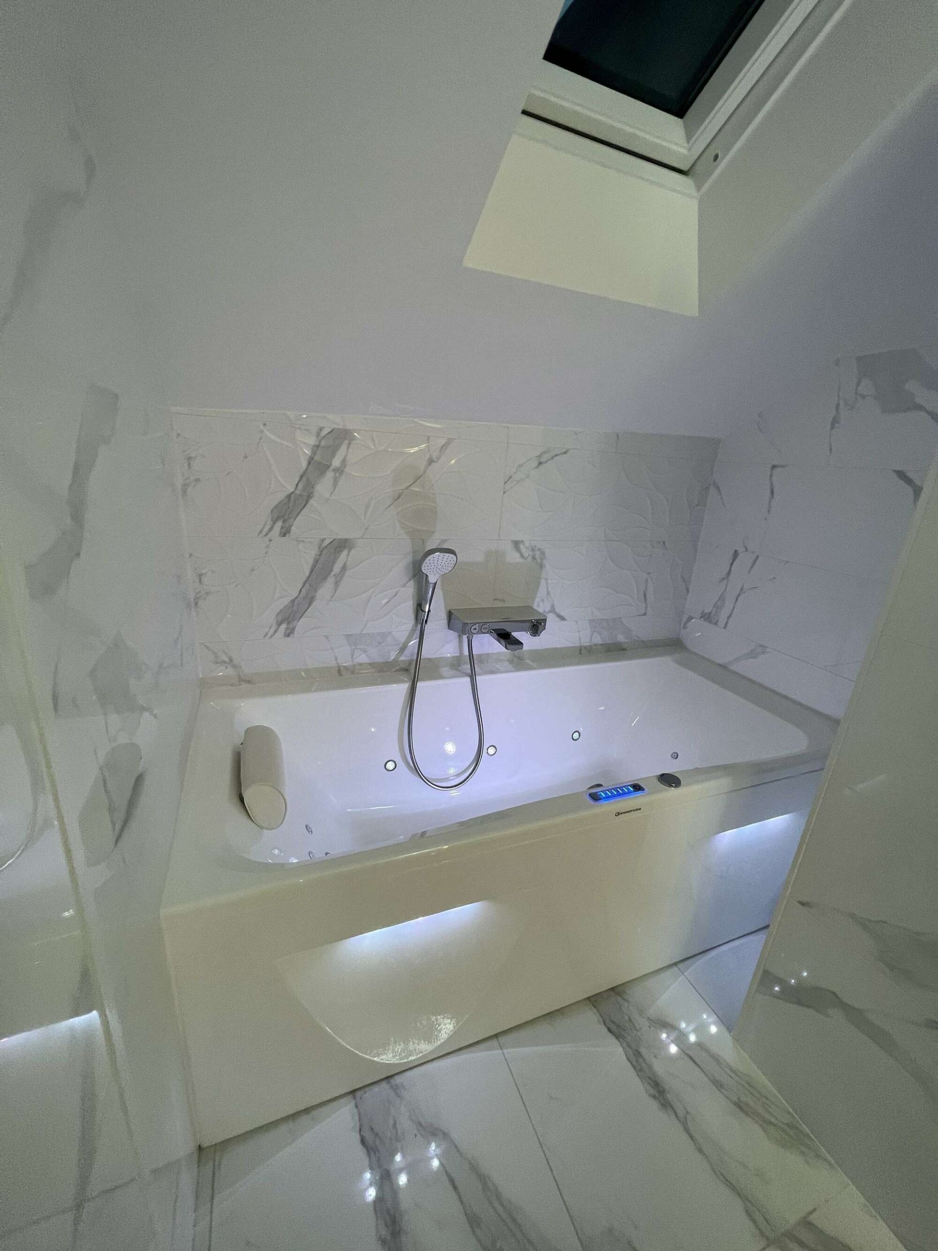 besoin d’un dépannage plombier à ballancourt ? intervention rapide pour fuites, débouchage, réparation et urgence plomberie. devis gratuit et service fiable 7j/7.