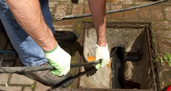 devis-plombier-evry Coût intervention plombier à Évry-Courcouronnes : obtenez un devis précis et sans surprise !