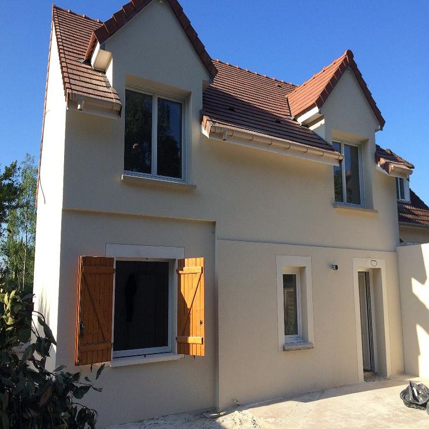 plombier-longjumeau-urgences-2 Dépannage plombier Longjumeau (91160) : intervention rapide et solutions efficaces pour vos urgences