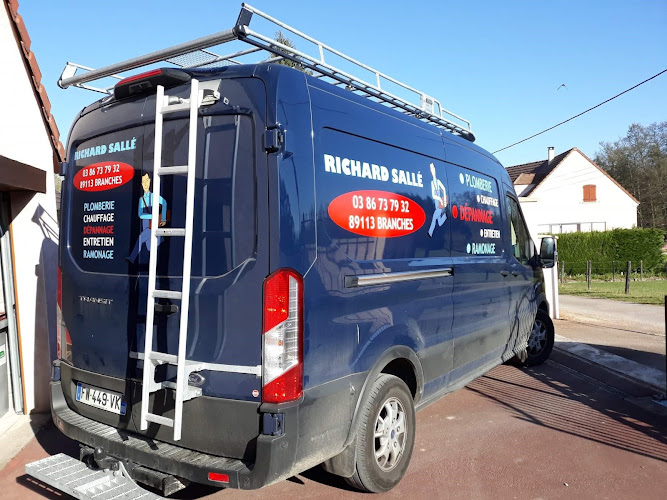 plombier-richarville-1 Dépannage plombier Richarville 91410 : solutions rapides et efficaces pour tous vos besoins