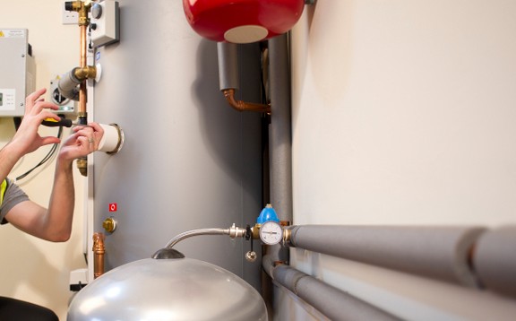 remplacer-robinet-grigny-91350 Remplacer un robinet à Grigny (91350) : facilitez-vous la vie avec nos astuces