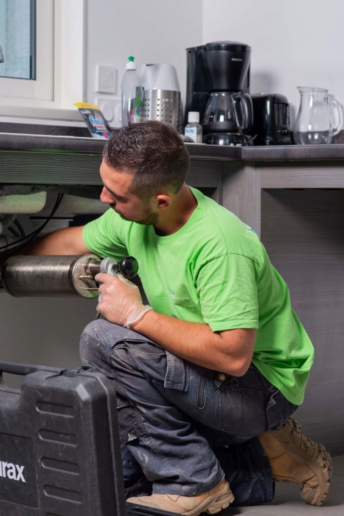 debouchage-evier-saint-hilaire-1 Débouchage évier à Saint-Hilaire (91780) : votre solution rapide et efficace pour un évier impec