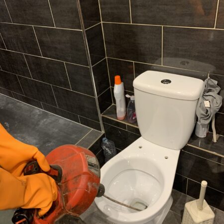debouchage-wc-nogent-sur-marne-3 Dégorgement wc à Nogent-sur-Marne : solution rapide et efficace pour des toilettes débouchées