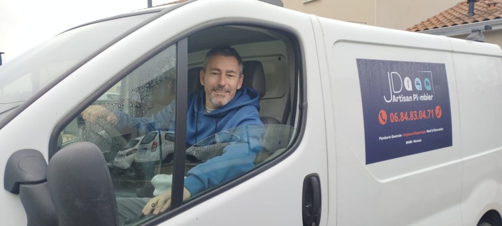 faites appel à un plombier artisan qualifié pour vos dépannages, installations et rénovations de plomberie. intervention rapide et conseils personnalisés pour un service professionnel de qualité.